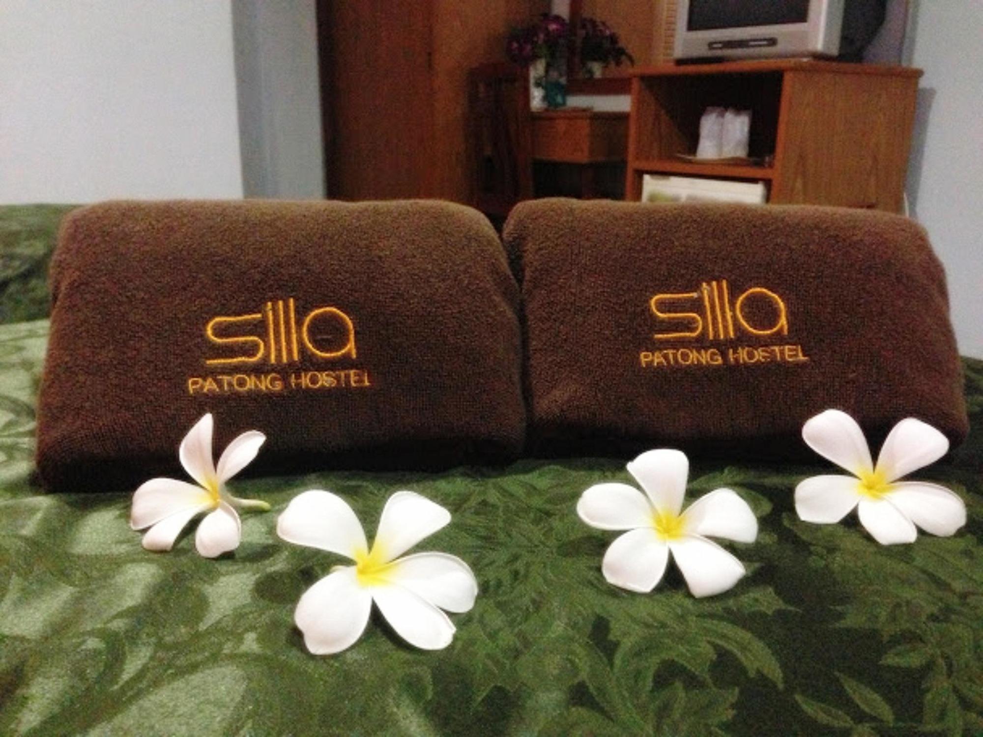 Silla Patong Hostel Екстер'єр фото